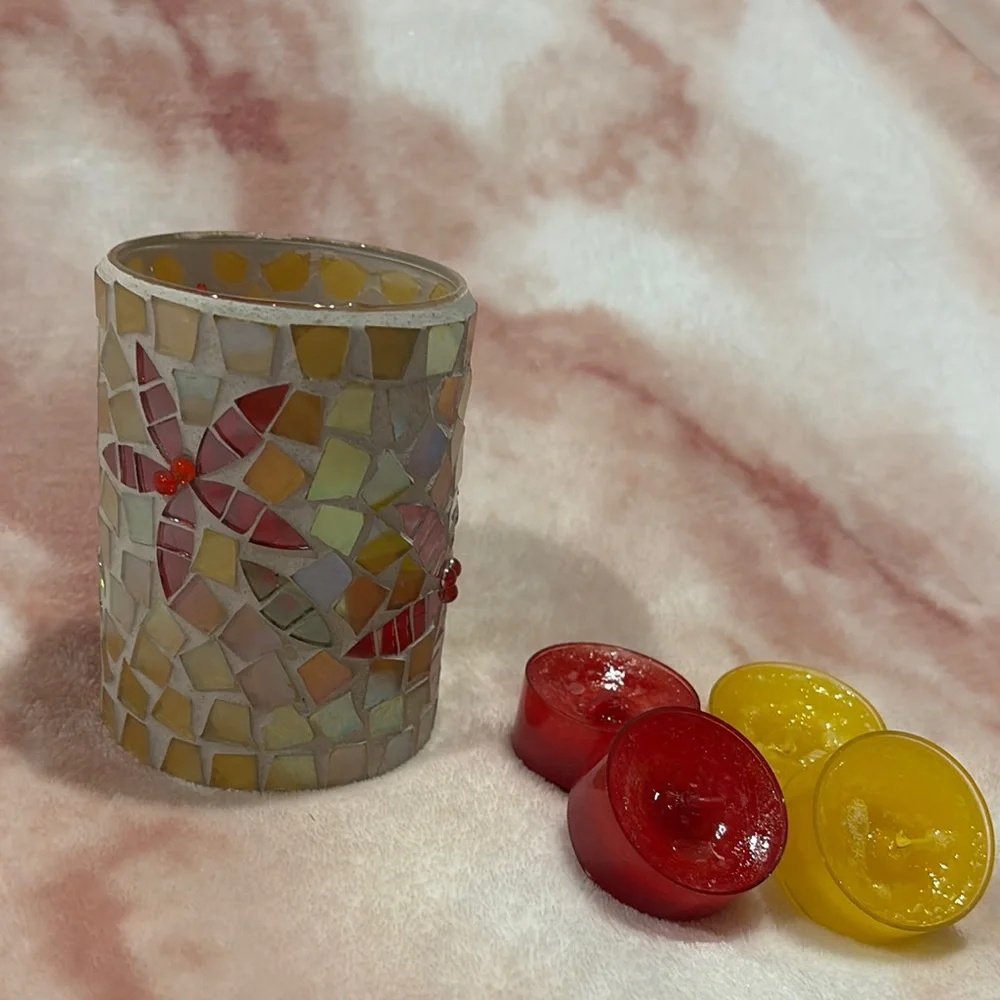 Crate & Barrel Stained Glass Pointsettia Mosaic Candle Holder w scented votifs R